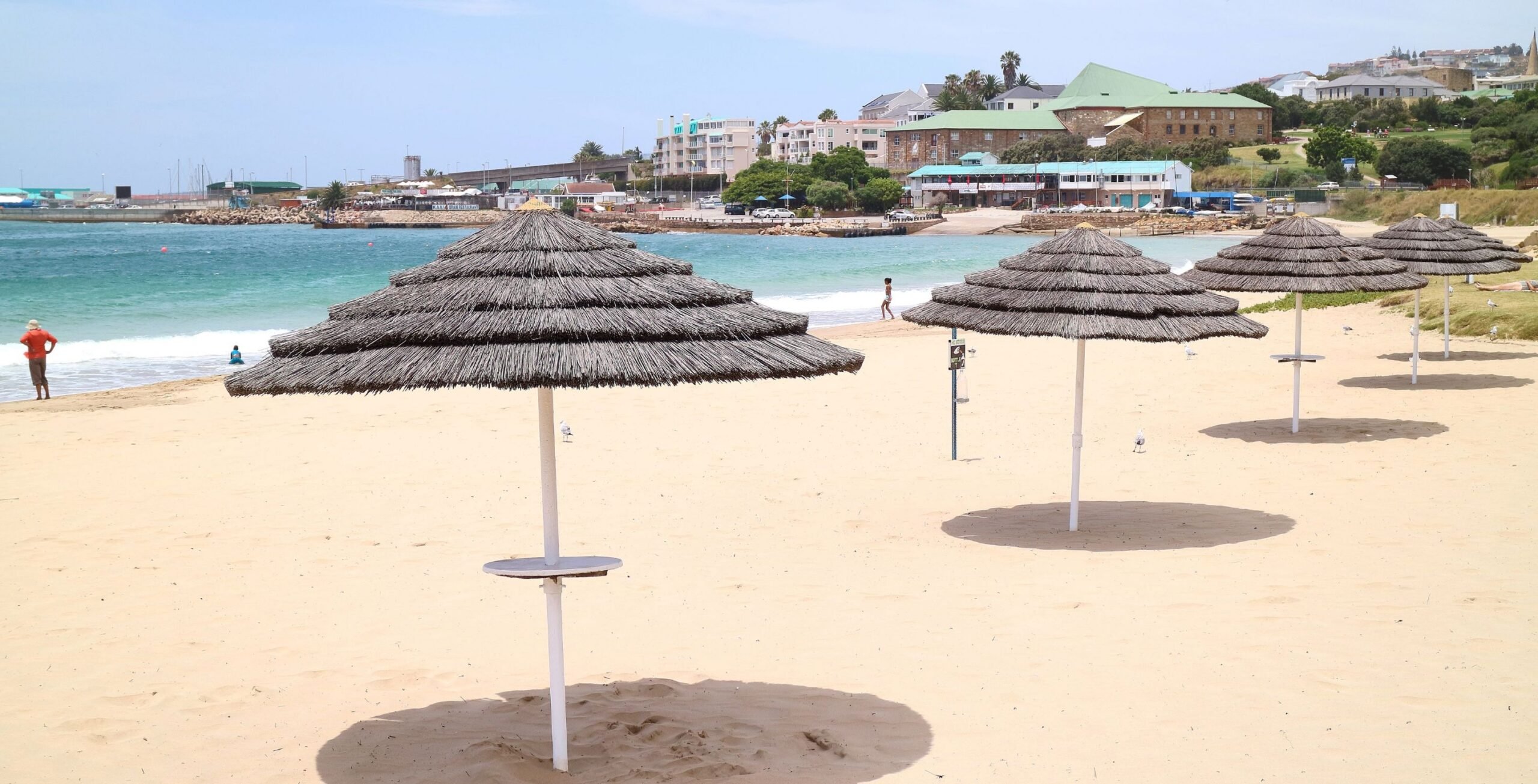 Ankomst til George Lufthavn og kør til Mossel Bay